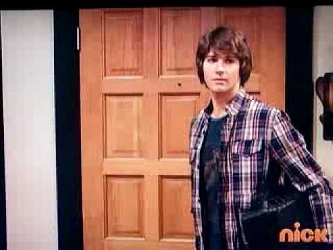 james maslow on icarly - freddie's &quot;nerd friend&quot;