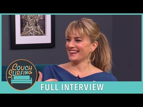 Mädchen Amick Reacts To Riverdale, Twin Peaks, Gossip Girl &amp; More (FULL) | Entertainment Weekly