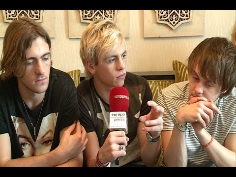 R5 Louder World Tour 2014- Exclusive interview in Spain