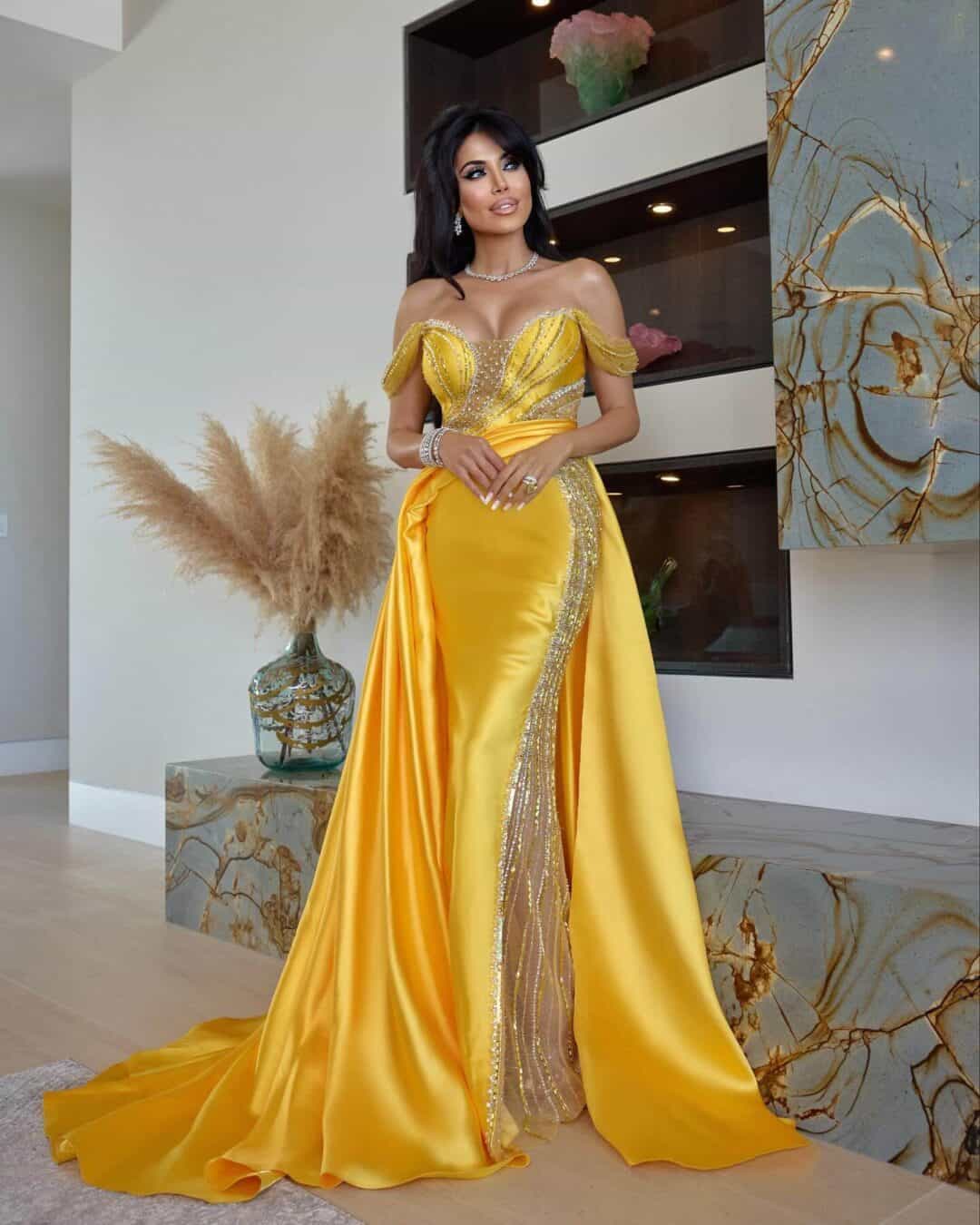 Leyla Milani : Net Worth, Height, Weight, Age, Affairs, Wiki, Facts and Figures 2 Leyla Milani - Rise To Stardom