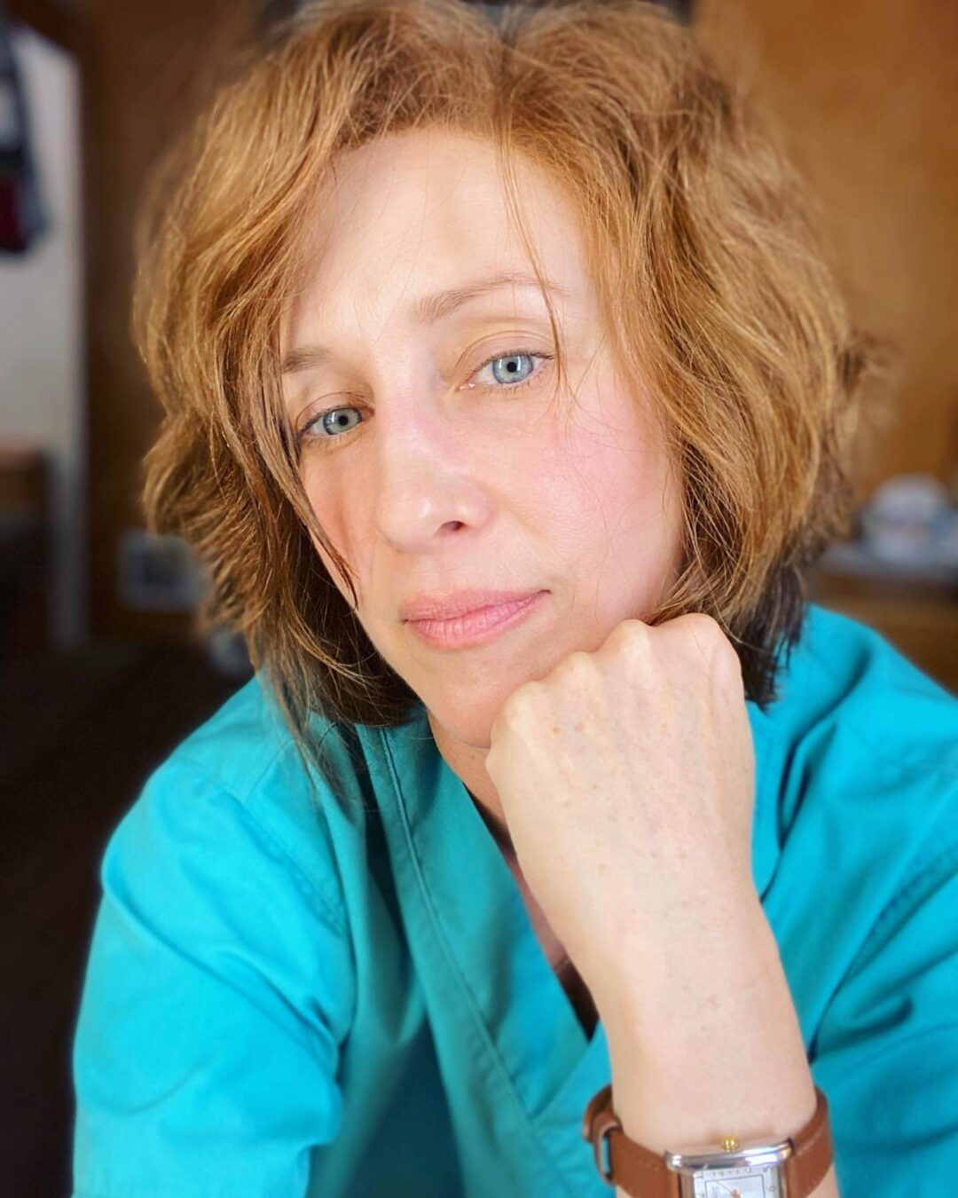 Vera Farmiga - Selfie