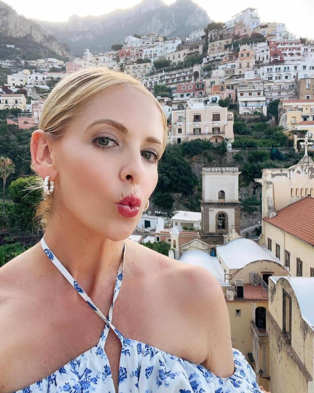 Sarah Michelle Gellar - Selfie