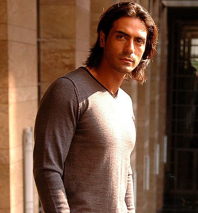 arjun-rampal-height-weight-age-affairs-body-stats-bollywoodfox2-2
