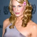 daryl-hannah-height-weight-age-bra-size-body-stats-affairs-boy-friends-3