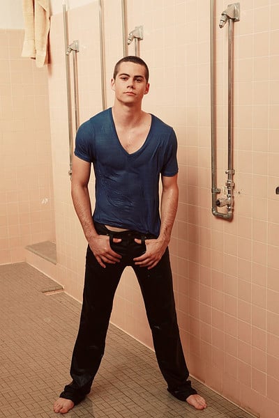 dylan-oe28099brien-height-weight-age-affairs-girlfriends-body-stats-details-2