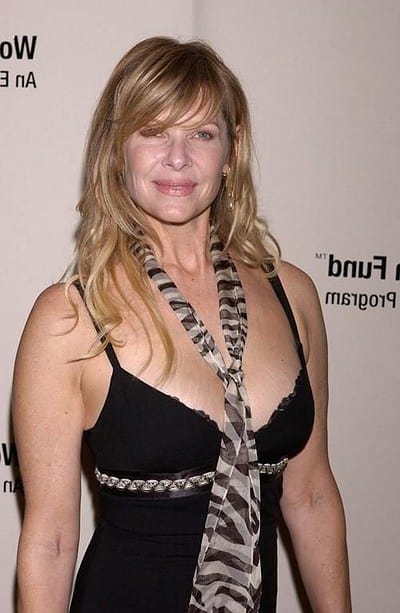 kate-capshaw-height-weight-age-bra-size-affairs-body-stats-3
