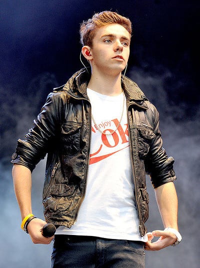 nathan-sykes-height-weight-age-affairs-girlfriend-body-stats-details-3