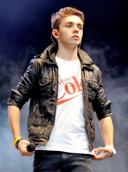 nathan-sykes-height-weight-age-affairs-girlfriend-body-stats-details-3