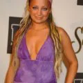 nicole-richie-height-weight-age-bra-size-body-stats-affairs-boy-friends-details-3