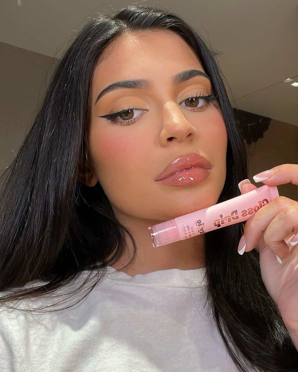 Kylie Jenner - Getting Paid Serious Money
