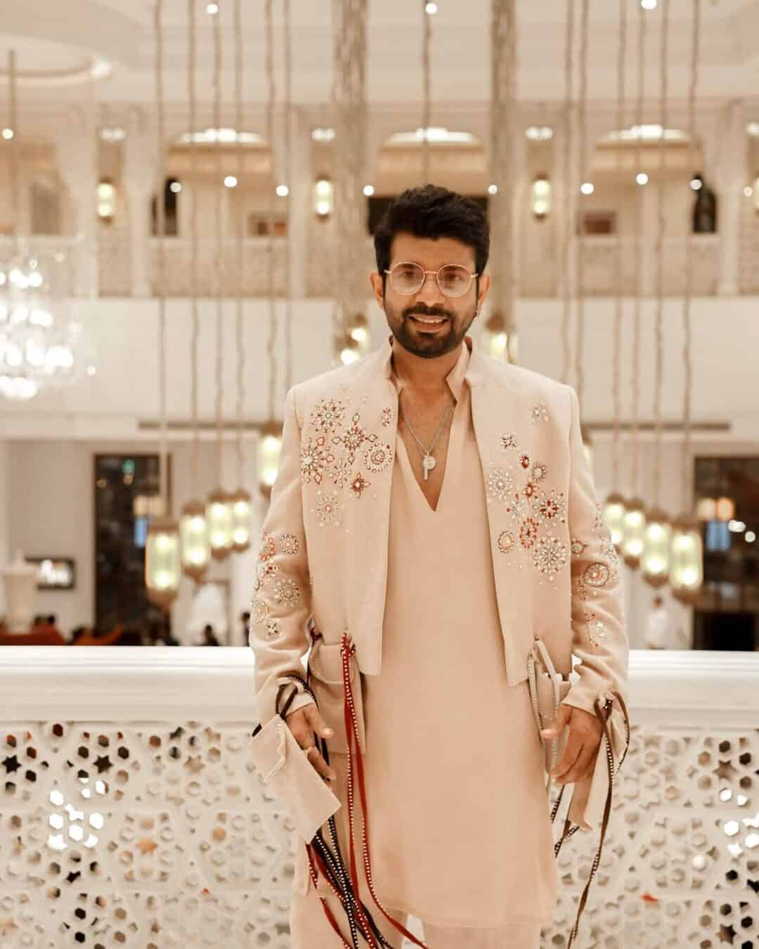 Vineet Kumar Singh : Net Worth, Height, Weight, Age, Affairs, Wiki, Facts and Figures 2 Vineet Kumar Singh - Rise To Starodm
