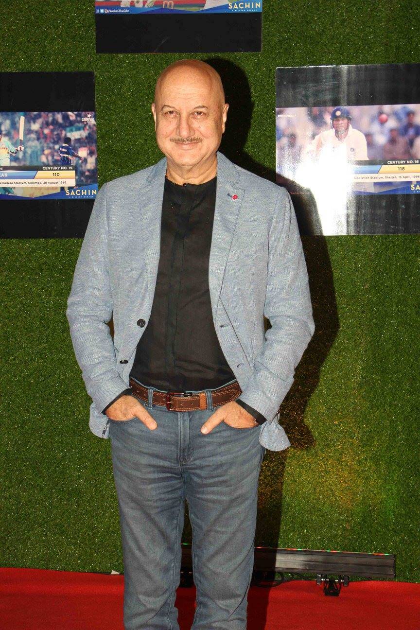 Anupam Kher : Net Worth, Height, Weight, Age, Affairs, Wiki, Facts and Figures 2 Anupam Kher - Rise To Stardom