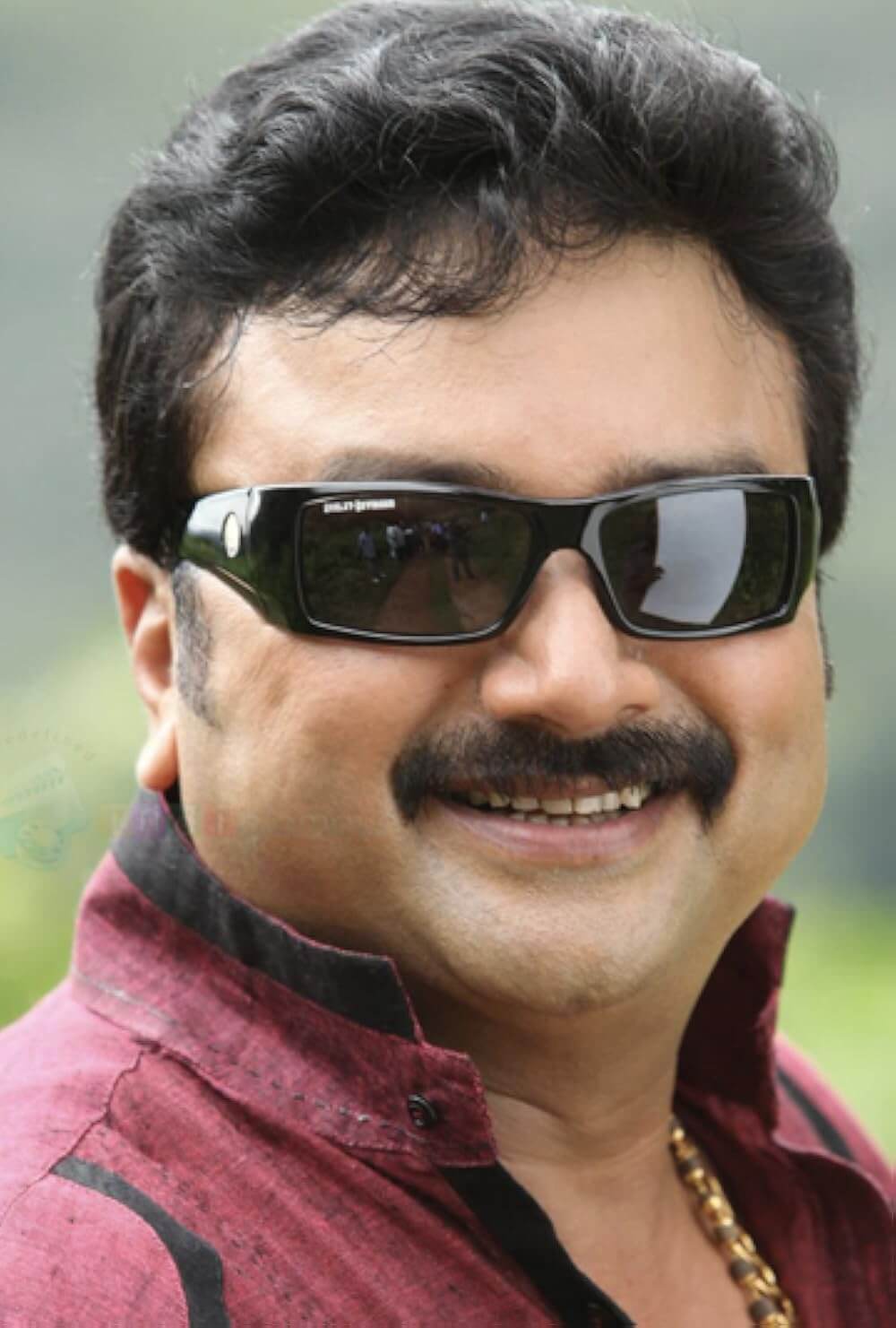 Jayaram : Net Worth, Height, Weight, Age, Affairs, Wiki, Facts and Figures 3 Jayaram - Selfie