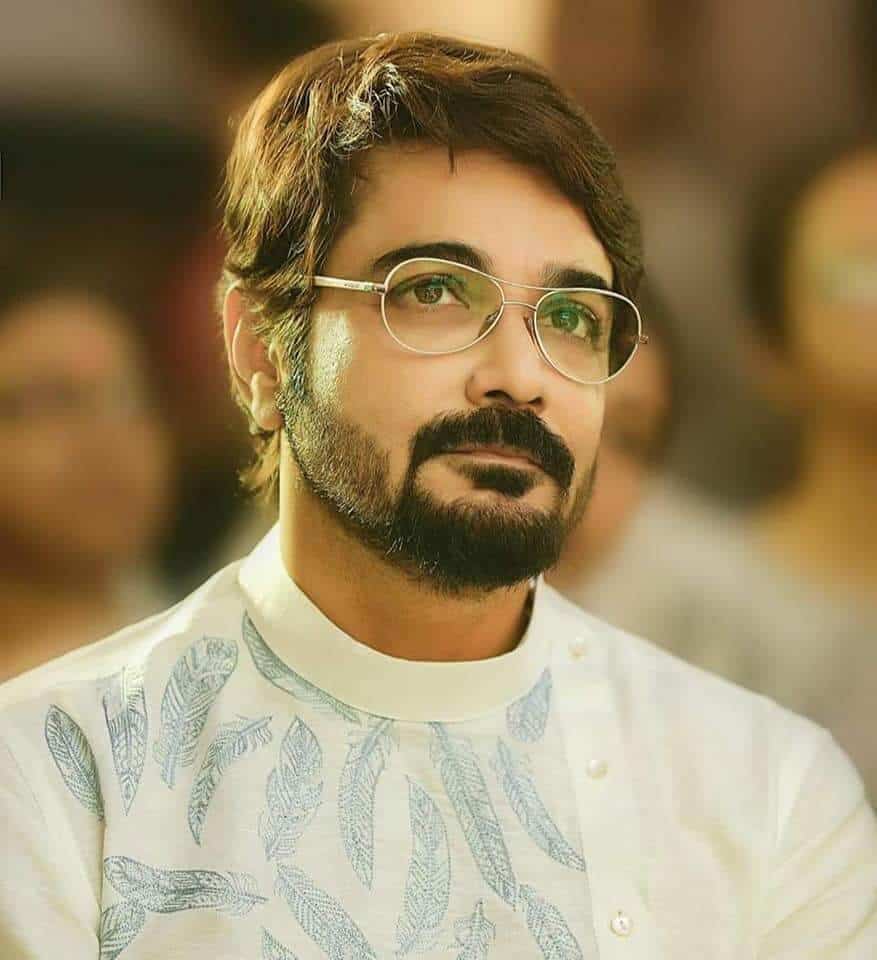 Prosenjit Chatterjee : Net Worth, Height, Weight, Age, Affairs, Wiki, Facts and Figures 3 Prosenjit Chatterjee - Selfie