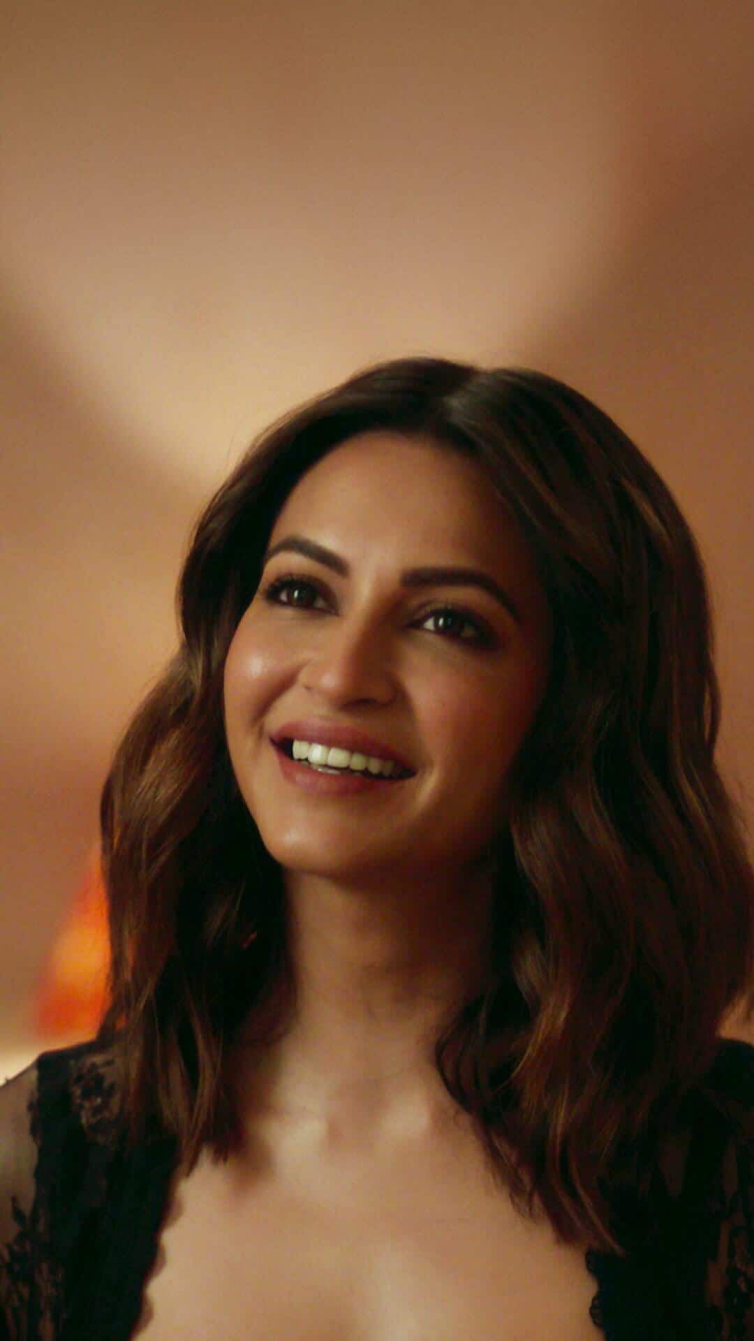 kriti kharbanda : Net Worth, Height, Weight, Age, Affairs, Wiki, Facts and Figures 3 Kriti Kharbanda - Selfie