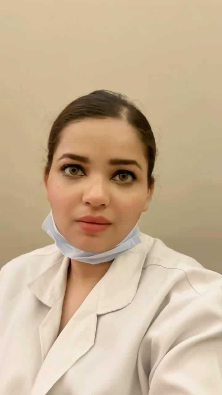 Neha Chauhan : Net Worth, Height, Weight, Age, Affairs, Wiki, Facts and Figures 3 Neha Chauhan - Selfie