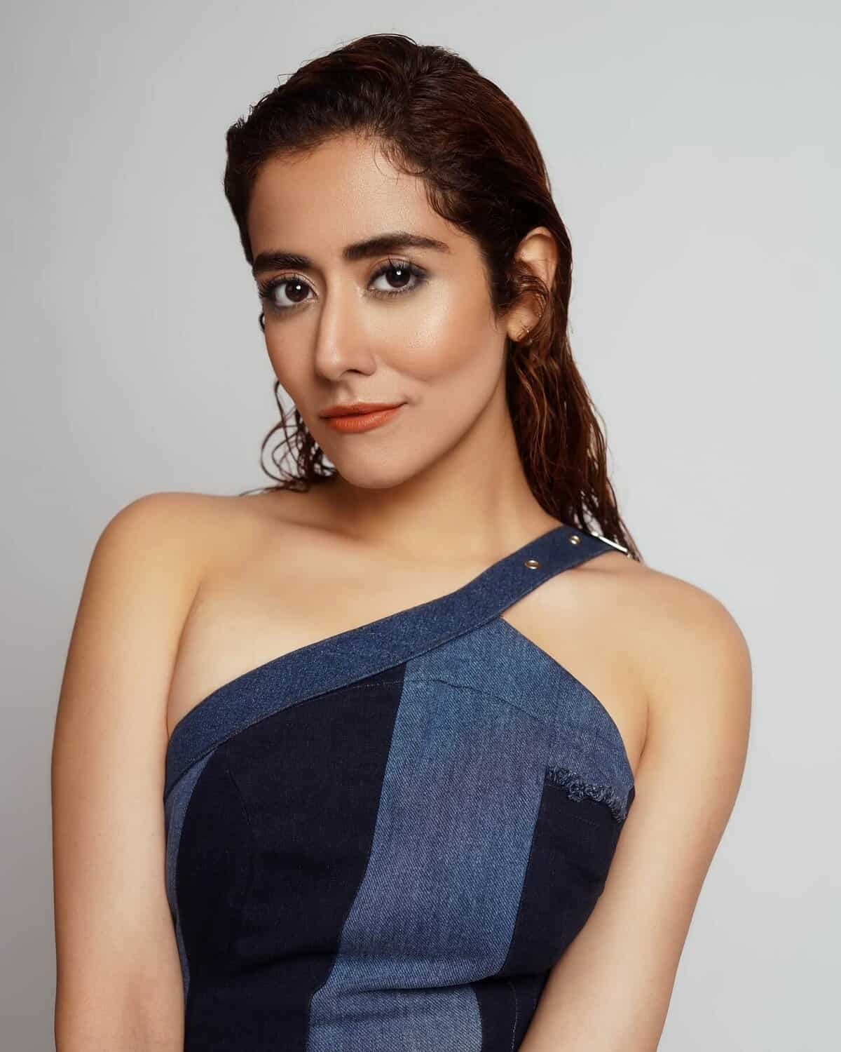 Jonita Gandhi