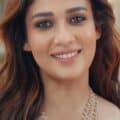 Nayanthara - Selfie