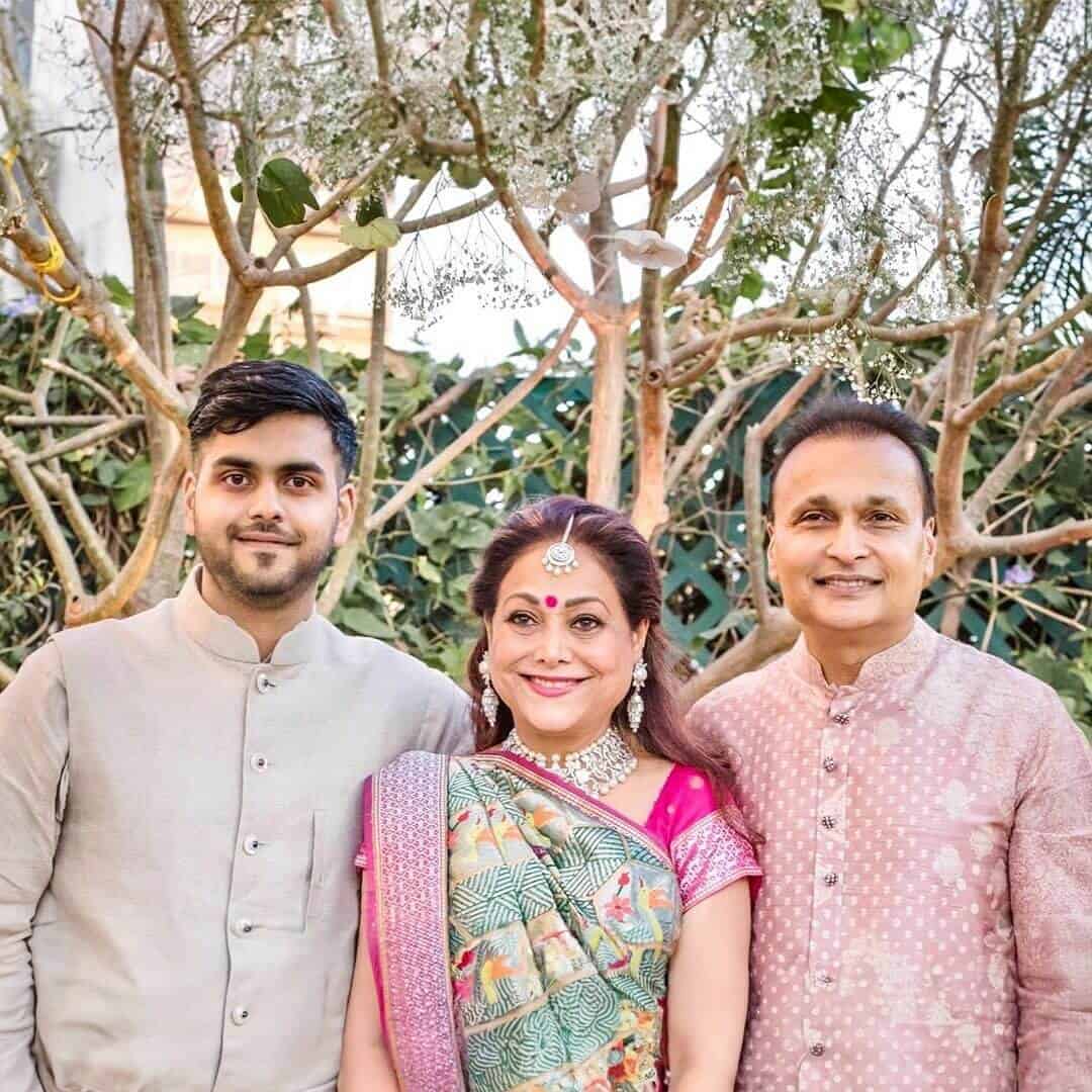 Tina Ambani : Net Worth, Height, Weight, Age, Affairs, Wiki, Facts and Figures 2 Tina Ambani - Family And Relationships