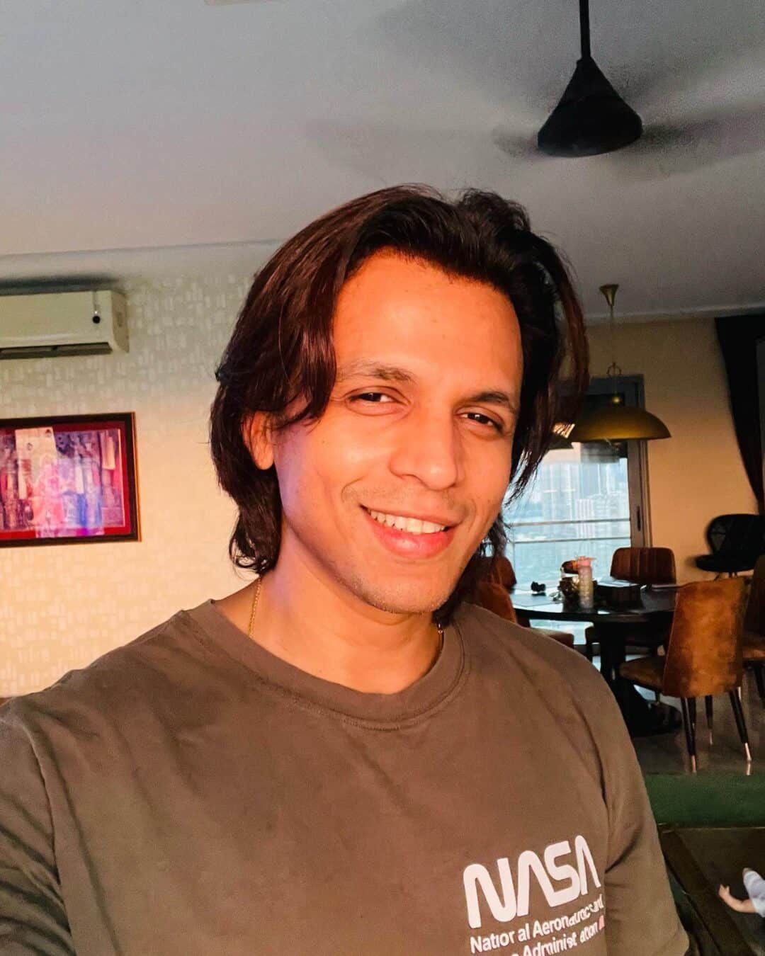 Abhijeet Sawant : Net Worth, Height, Weight, Age, Affairs, Wiki, Facts and Figures 4 Abhijeet Sawant - Selfie