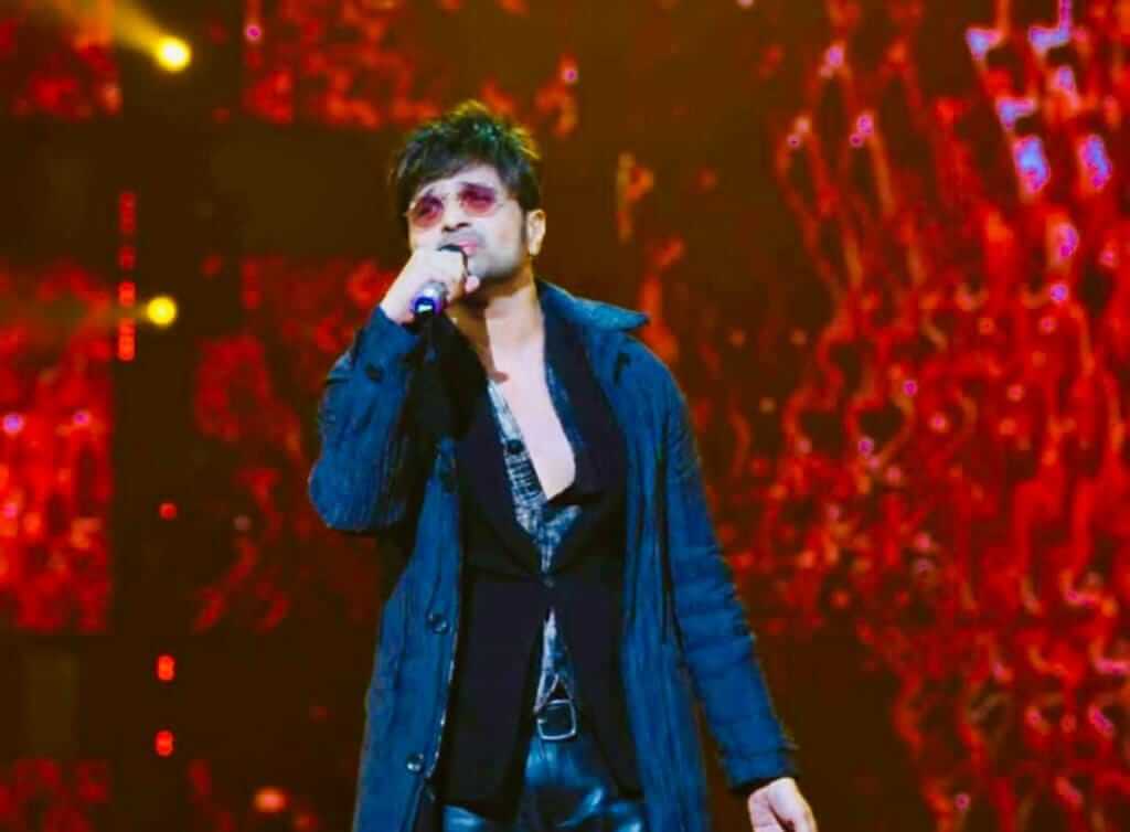 Himesh Reshammiya : Net Worth, Height, Weight, Age, Affairs, Wiki, Facts and Figures 2 Himesh Reshammiya - Rise To Stardom