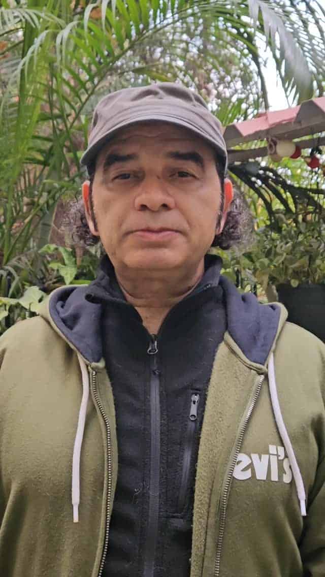 Mohit Chauhan : Net Worth, Height, Weight, Age, Affairs, Wiki, Facts and Figures 3 Mohit Chauhan - Selfie