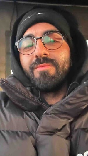 Ayushmann Khurrana Selfie Image