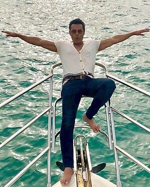 Bobby Deol Interesting Facts