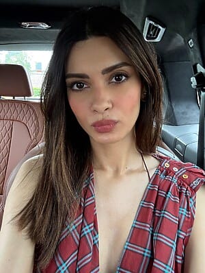 Diana Penty Selfie