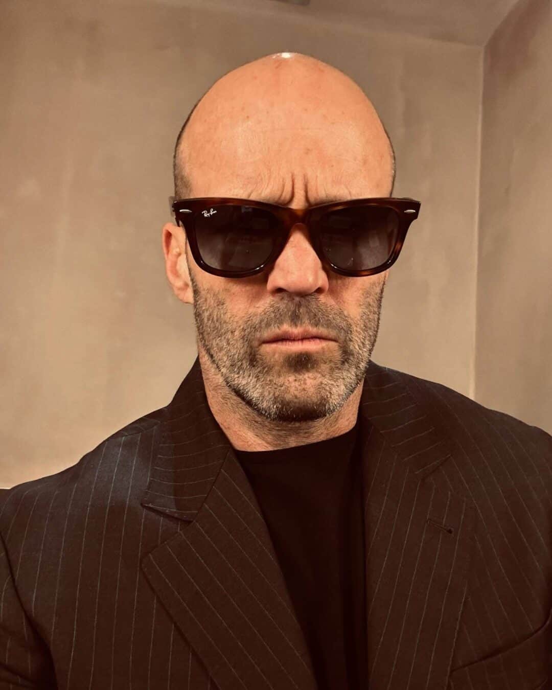 Jason Statham - Selfie