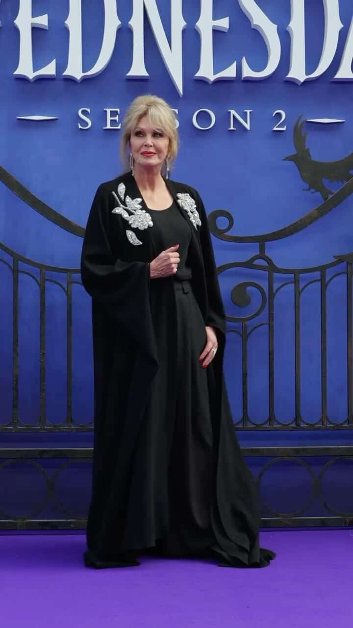 Joanna Lumley : Net Worth, Height, Weight, Age, Affairs, Wiki, Facts and Figures 2 Joanna Lumley - Rise To Stardom