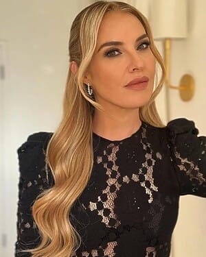 Leslie Grossman Selfie