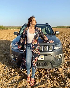 Zarine Khan Assets And Finances