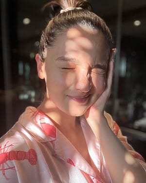Alia Bhatt Selfie