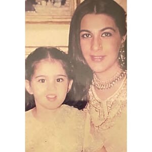 Amrita Singh Early Life And Upbringing
