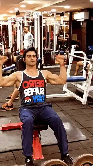 Gautam Rode Physical Appearance
