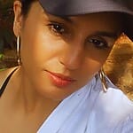Huma Qureshi Selfie