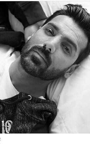 John Abraham Selfie