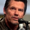 Josh Brolin - Selfie