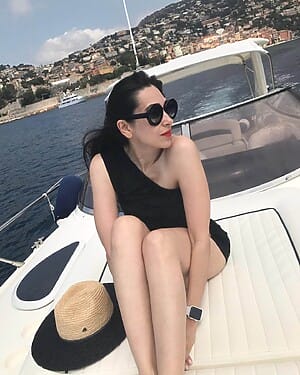 Karishma Kapoor Assets And Finances