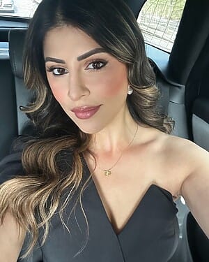 Karishma Kotak Selfie