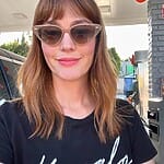 Leighton Meester Selfie