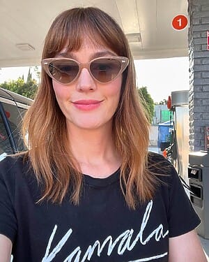 Leighton Meester Selfie