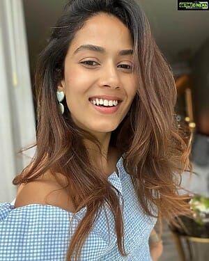 Mira Rajput Selfie Image