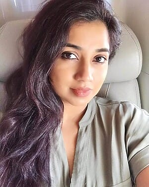 Shreya Ghoshal Selfie