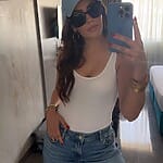 Waluscha De Sousa Selfie