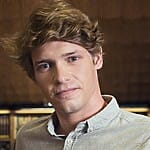 3-billy-howle