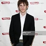 7-noah-robbins