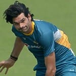 722736-547462-mohammad-amir-and-mohammad-irfan-afp