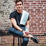 8-antoni-porowski